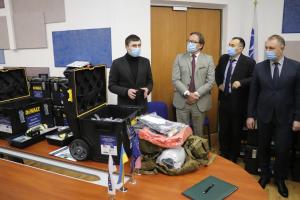 Demonstration of chemical control kits at a ceremony of equipment handover for needs of Ukraine's State Border Guards Service and State Customs Service,  9 December 2020.   (Andrii Dziubenko/OSCE)