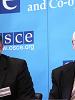 William Bryan, Deputy Assistant Secretary for Infrastructure Security and Energy Restoration at the U.S. Department of Energy, and Raphael Perl, OSCE Head on Anti-Terrorism Issues, at a news conference. Vienna, 11 February 2010. (OSCE/Susanna Lööf)