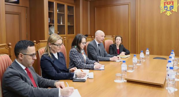 The OSCE Chair’s Special Representative for the Transdniestria Settlement, Ambassador Thomas Lenk, concluded his visit, meeting with Moldova’s Deputy Prime Minister and Minister of Foreign Affairs, Mihail Popsoi, Chisinau, 8 April 2025. (OSCE/Vlada Turcan )